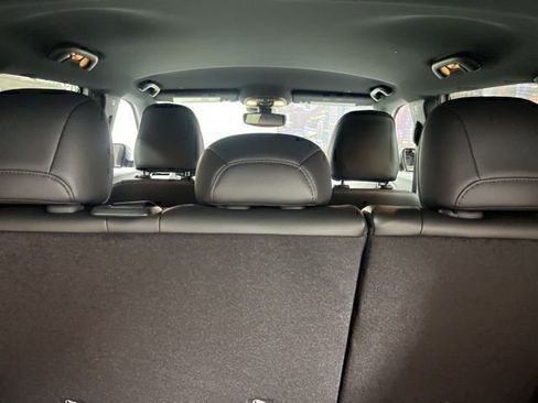 New 2026 Jeep Compass Latitude image 31