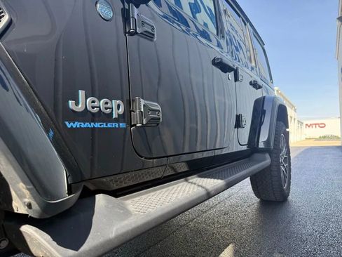 Used 2024 Jeep Wrangler High Altitude AWD/4WD image 5