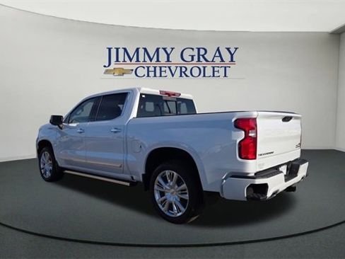 New 2026 Chevrolet Silverado 1500 High Country image 5