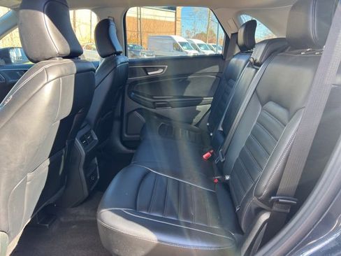 Used 2022 Ford Edge SEL image 18
