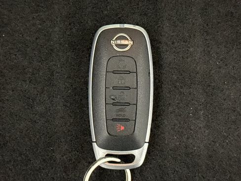 Used 2023 Nissan Rogue SV w/ SV Premium B Package image 22