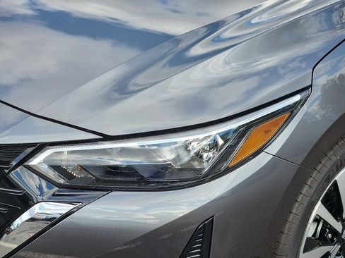 New 2025 Nissan Sentra SV w/ SV Premium Package image 9