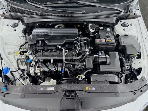 Certified 2026 Hyundai Elantra SEL Sport Premium w/ Cargo Package FWD image 29