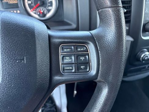 Used 2018 RAM 1500 ST w/ SXT Appearance Group AWD/4WD image 12