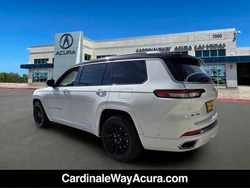 Used 2022 Jeep Grand Cherokee L Summit w/ Advanced Protech Group IV AWD/4WD image 4