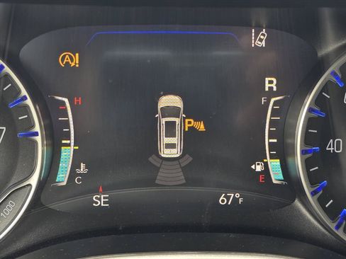 Used 2021 Chrysler Pacifica Touring w/ S Appearance Package FWD image 19