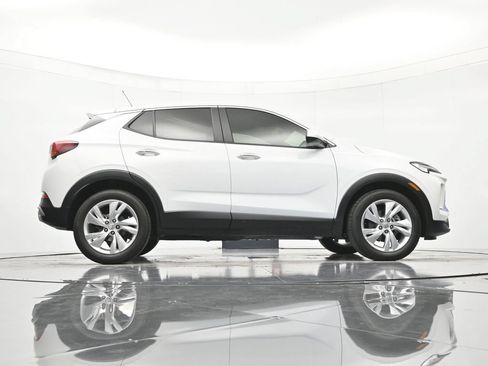 Used 2024 Buick Encore GX Preferred w/ Comfort Package FWD image 38