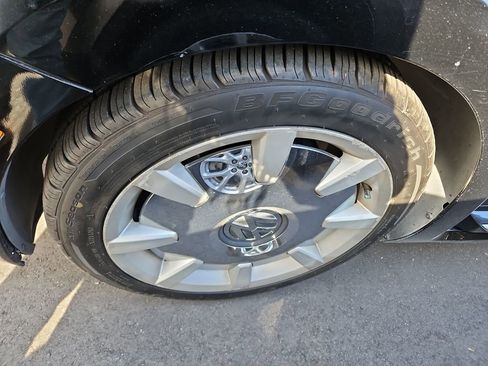 Used 2012 Volkswagen Beetle 2.5 image 7