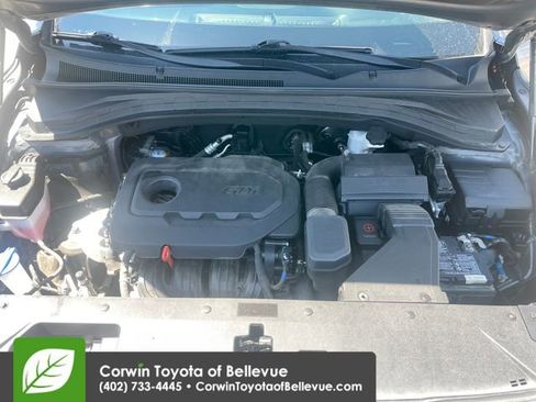 Used 2020 Hyundai Santa Fe SE FWD image 22