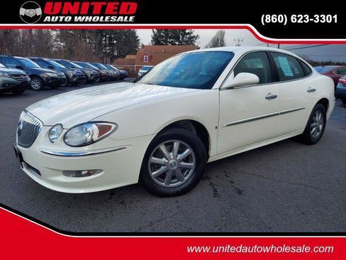 Used 2009 Buick LaCrosse CXL w/ Driver Confidence Package image 1