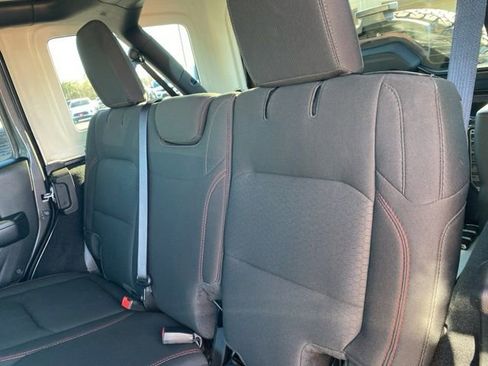 Used 2022 Jeep Wrangler Unlimited Rubicon w/ Xtreme Recon 35" Tire Package image 38