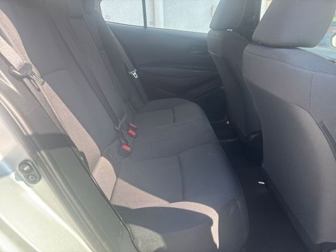 Used 2025 Toyota Corolla LE image 37