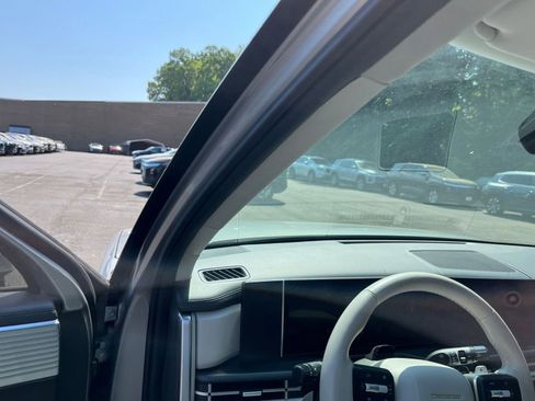 Used 2025 Hyundai Santa Fe SEL AWD/4WD image 36