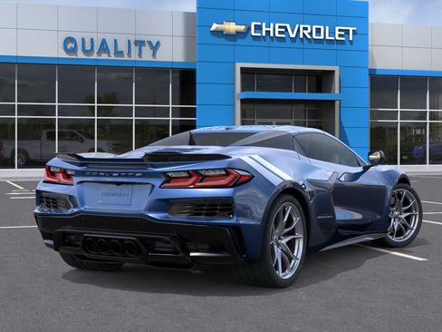 New 2027 Chevrolet Corvette Grand Sport RWD image 4