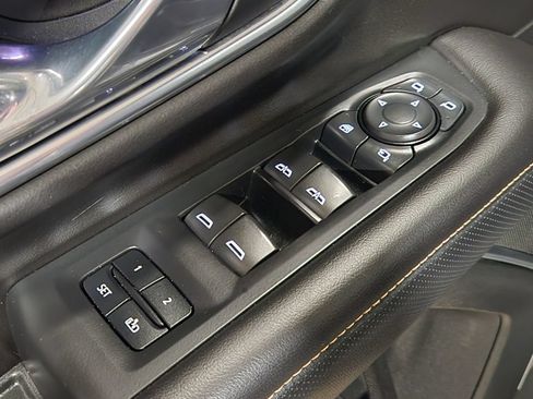 Used 2021 GMC Yukon XL AT4 w/ AT4 Premium Plus Package AWD/4WD image 43