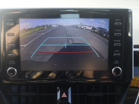 Used 2020 Toyota Corolla LE FWD image 8