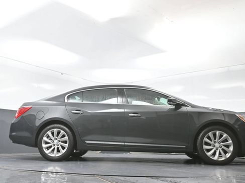 Used 2015 Buick LaCrosse Leather FWD image 18