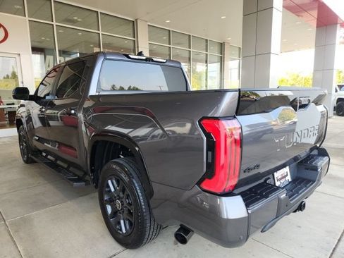 Used 2024 Toyota Tundra Platinum AWD/4WD image 9
