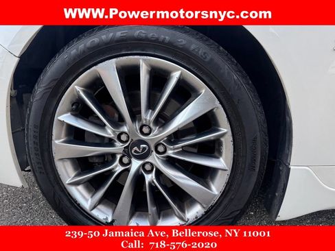 Used 2018 INFINITI Q50 Luxe w/ Essential Package (3.0T Luxe) AWD/4WD image 18