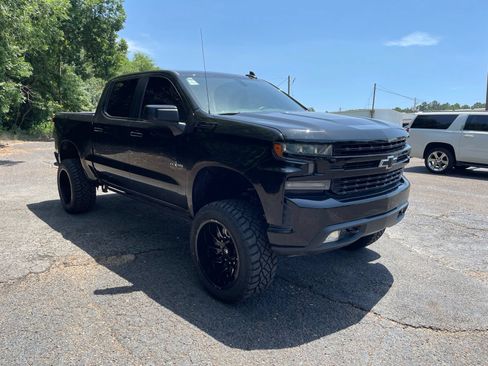 Used 2020 Chevrolet Silverado 1500 RST AWD/4WD image 9