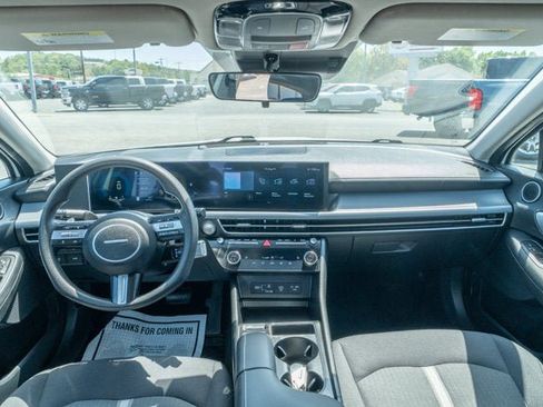 Used 2025 Hyundai Sonata SEL FWD image 32