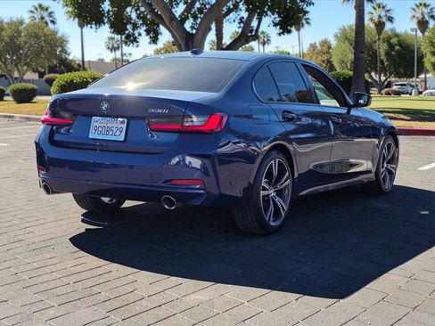 Used 2023 BMW 330i Sedan w/ Premium Package image 5