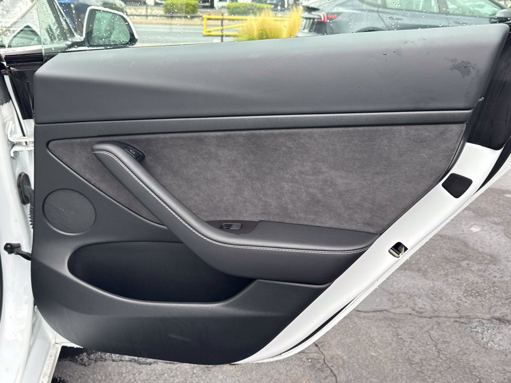 Used 2023 Tesla Model 3 Standard Range RWD image 19