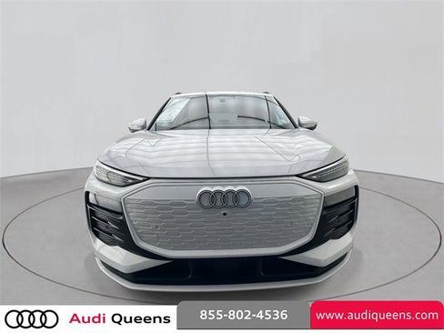 Used 2025 Audi Q6 e-tron Premium Plus image 6