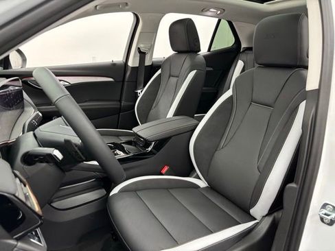 New 2026 Buick Envision Sport Touring image 18