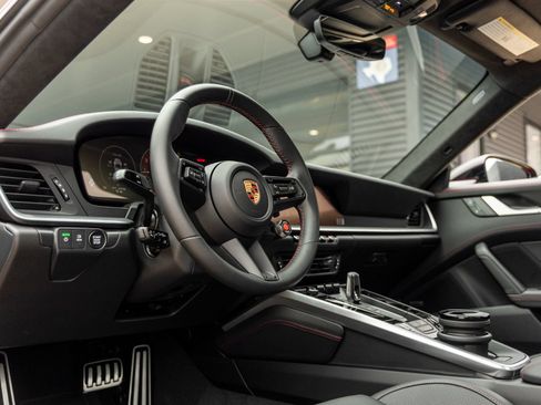 Certified 2026 Porsche 911 Carrera GTS RWD image 4