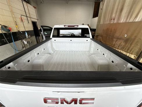 Certified 2025 GMC Sierra 1500 Elevation image 24