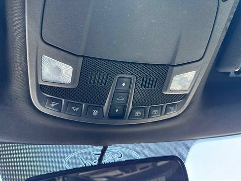 Used 2018 Ford F150 Raptor w/ Equipment Group 802A Luxury AWD/4WD image 23