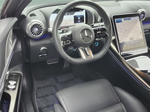 Certified 2023 Mercedes-Benz SL 43 AMG image 16