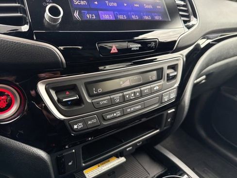Used 2023 Honda Ridgeline Black Edition image 30