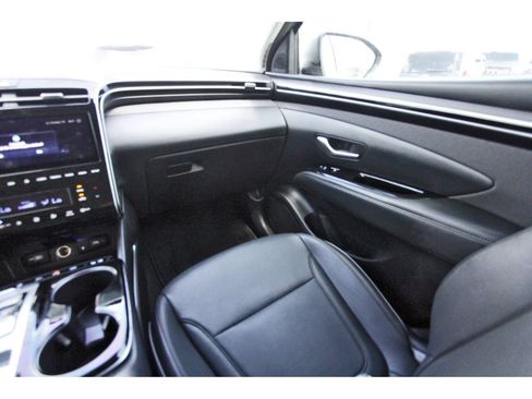 Used 2023 Hyundai Tucson Limited AWD/4WD image 12