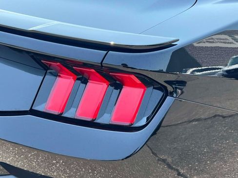 Used 2025 Ford Mustang GT Premium RWD image 10