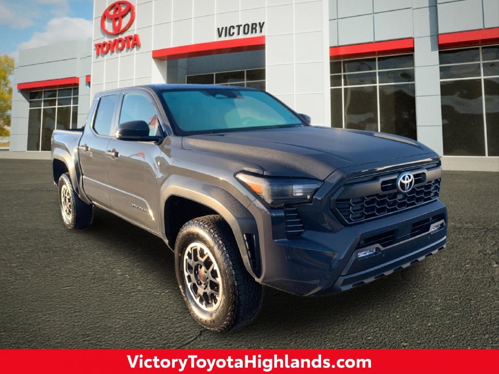 Used 2024 Toyota Tacoma TRD Off-Road w/ TRD Off Road Upgrade Package AWD/4WD image 1