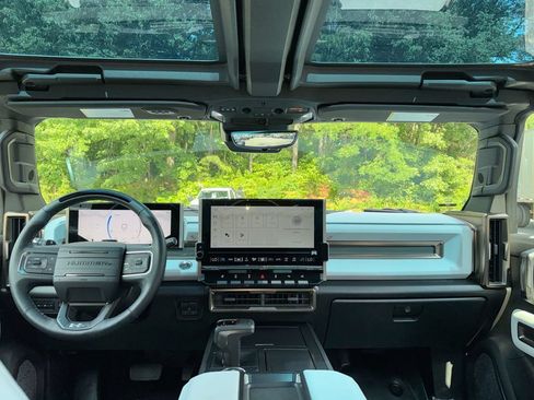 Used 2024 GMC Hummer EV 3X w/ Omega Edition AWD/4WD image 31