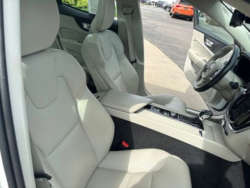 Used 2019 Volvo S60 T6 Momentum w/ Premium Package AWD/4WD image 30