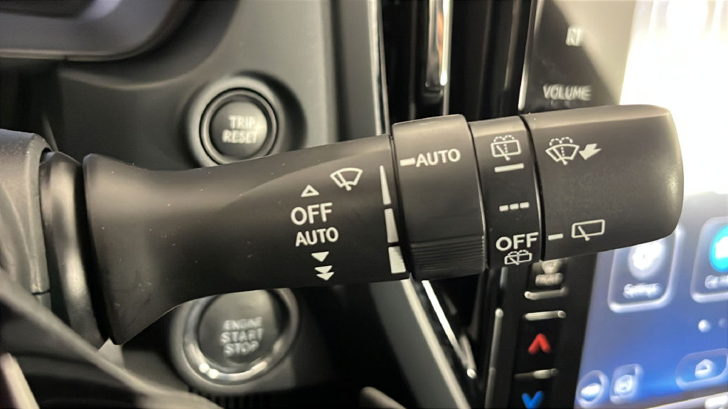 Used 2025 Subaru Forester Touring AWD/4WD image 29