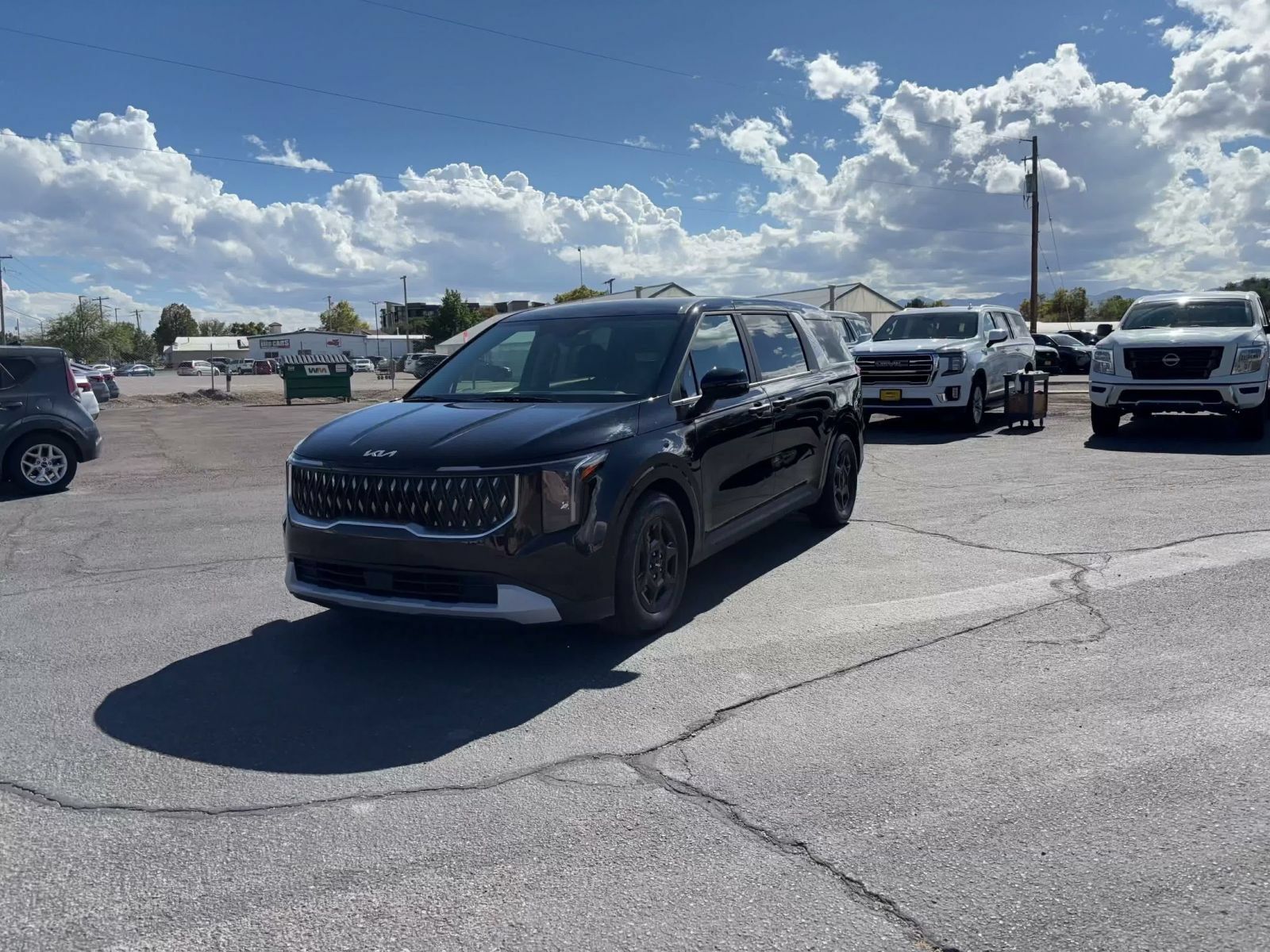Used 2026 Kia Carnival FWD image 6