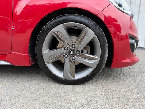Used 2015 Hyundai Veloster Turbo w/ Option Group 04 FWD image 35
