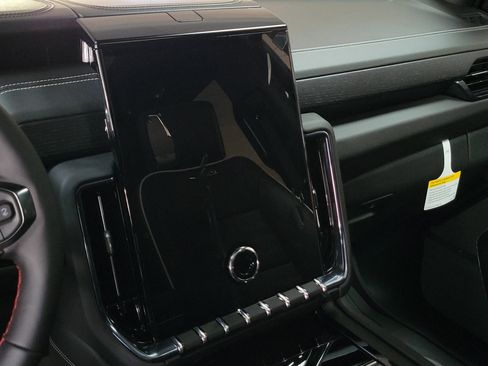 New 2026 GMC Yukon XL AT4 Ultimate image 28