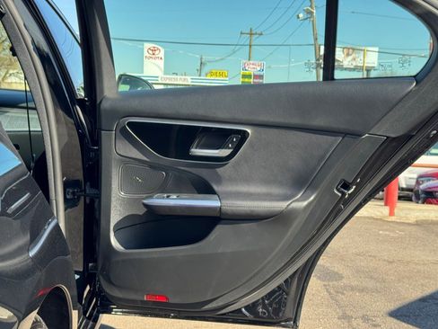 Used 2022 Mercedes-Benz C 300 4MATIC Sedan image 32