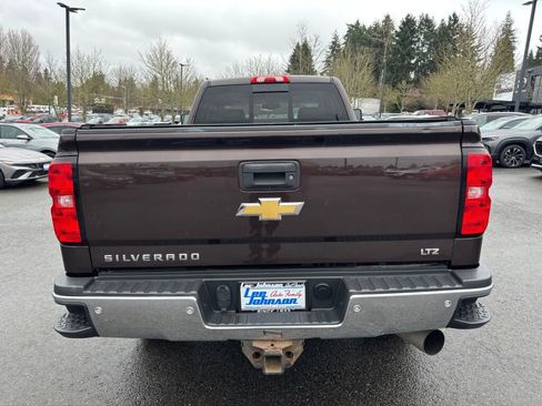 Used 2016 Chevrolet Silverado 3500 LTZ image 6