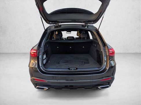 Used 2026 Mercedes-Benz GLC 300 4MATIC image 6