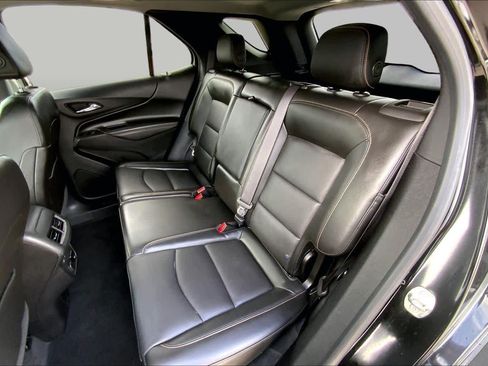 Used 2018 Chevrolet Equinox Premier AWD/4WD image 21