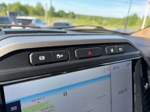 Used 2022 Ford F350 Lariat w/ Lariat Ultimate Package AWD/4WD image 29