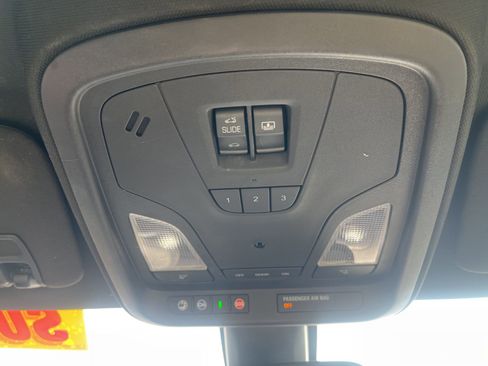 Used 2019 Chevrolet Impala LT w/ Sunroof and Spoiler Package image 21