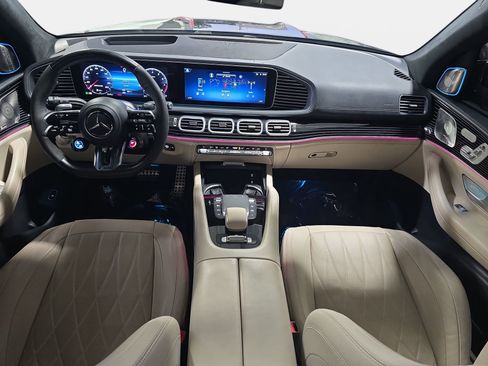 Used 2024 Mercedes-Benz GLS 63 AMG 4MATIC image 9